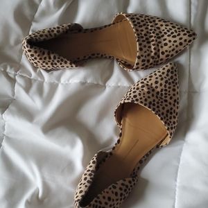 Cheetah Flats-Like New